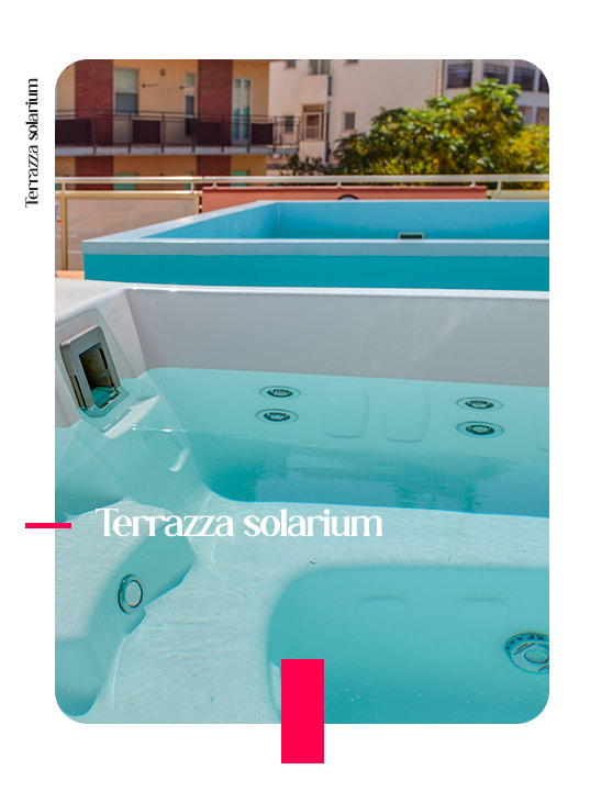 Hotel joli cesenatico piscina